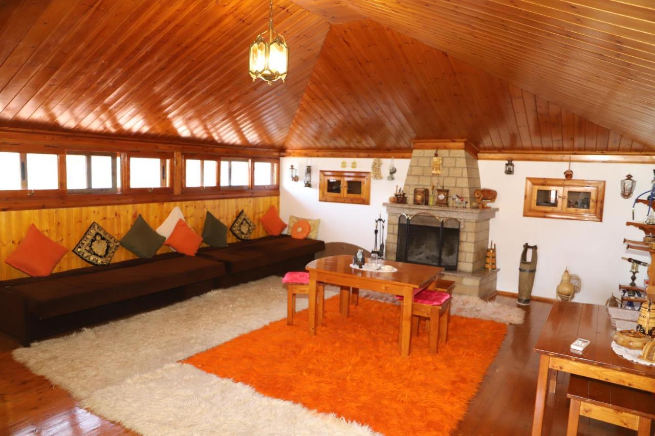 Raisa Guesthouse 12 Berat Exterior photo